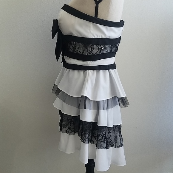 Bebe Dress Size Medium - Picture 5 of 7